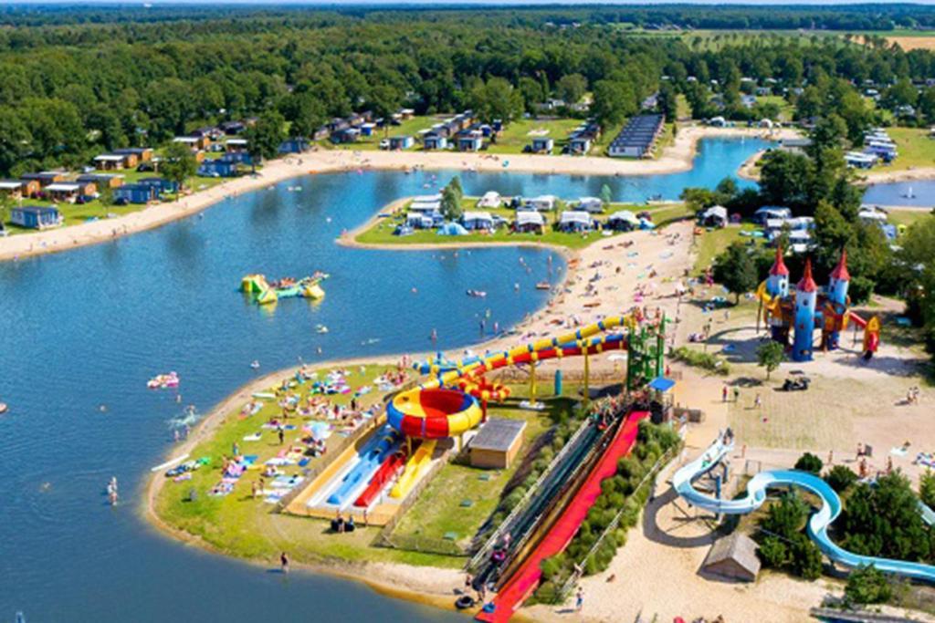 Vechtdalchalet De Berk, 5 Sterrenpark Capfun Stoetenslagh Rheezerveen Dış mekan fotoğraf